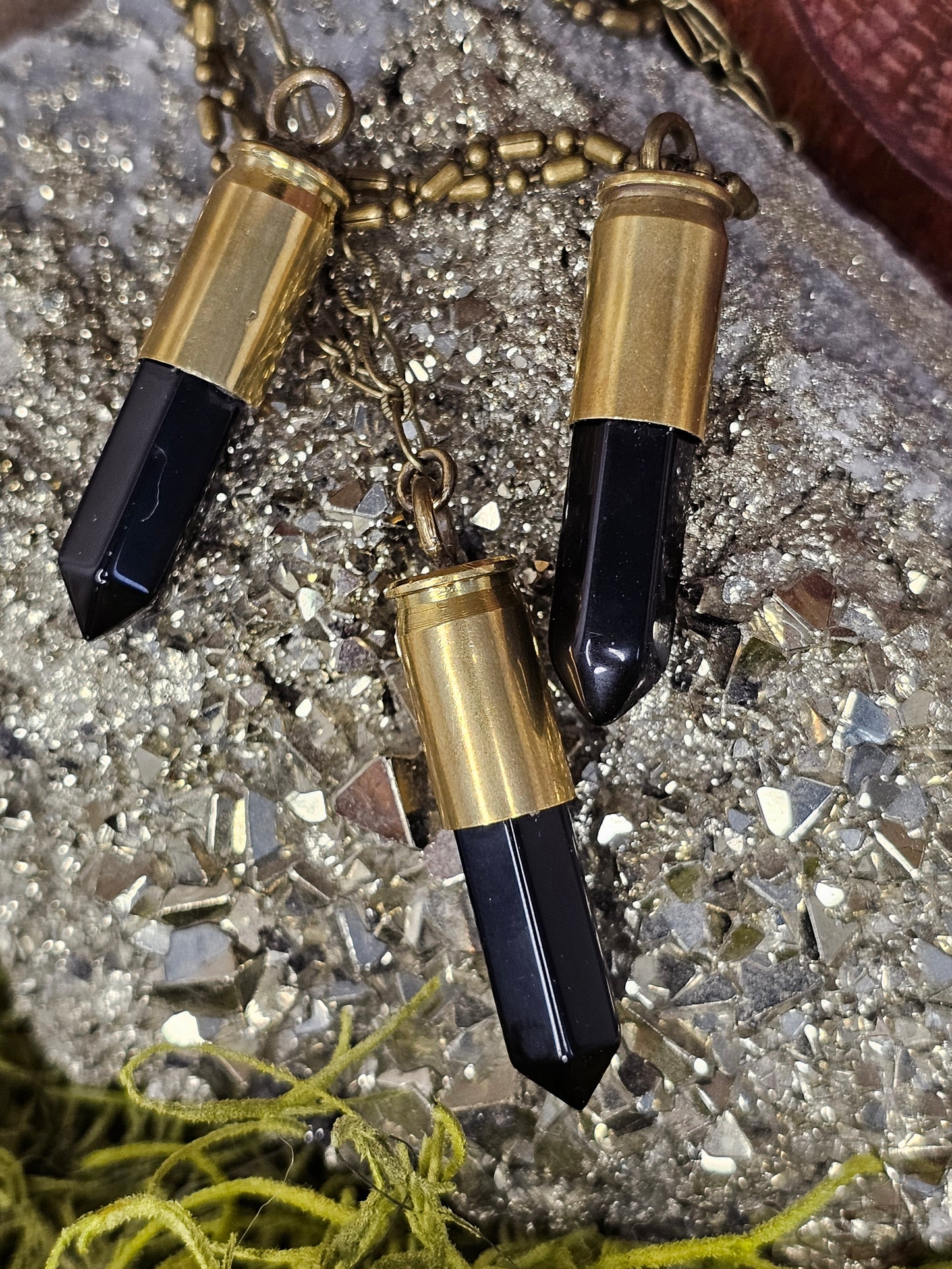 Shell Chak'd - Black Obsidian (PENDANT ONLY - DON'T FORGET TO ADD YOUR CHAIN)